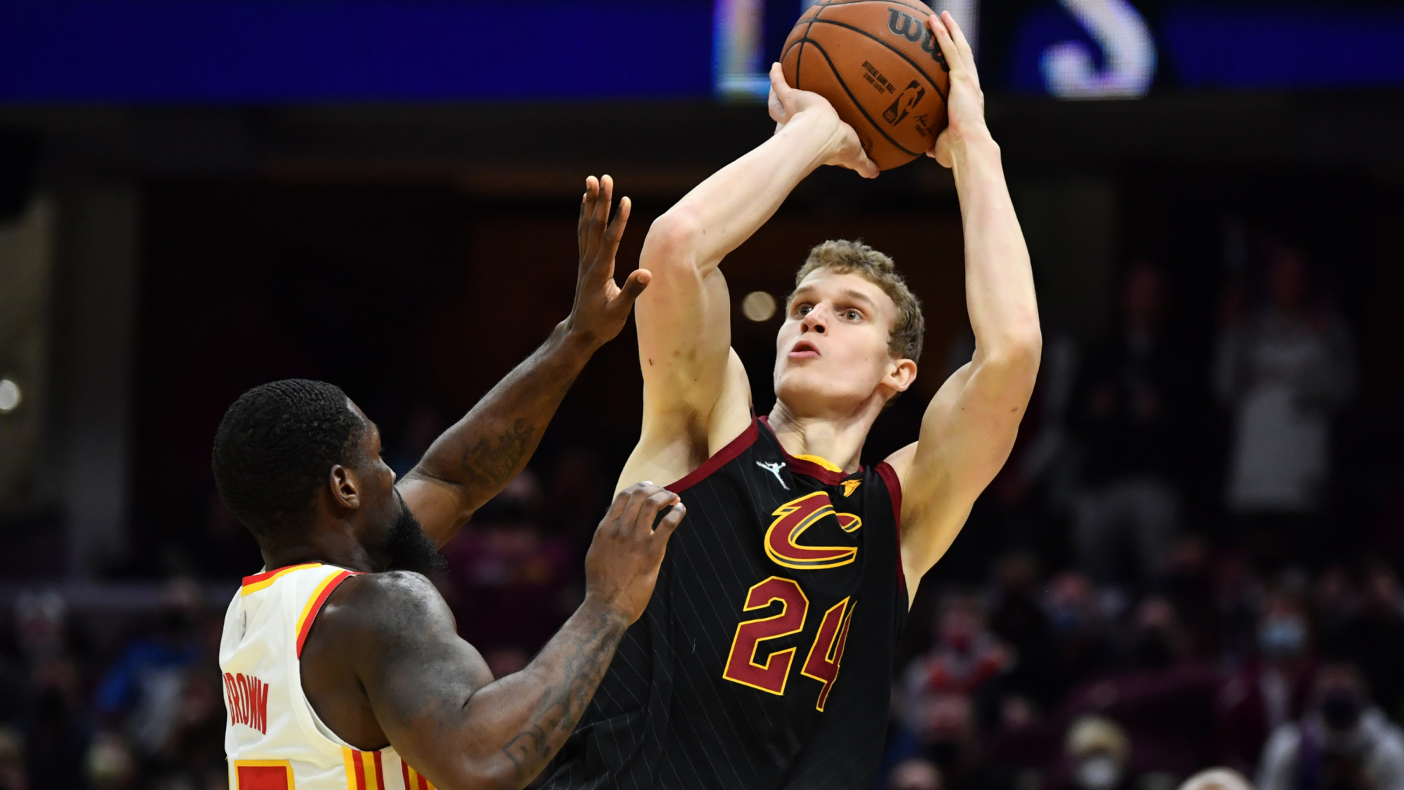 塞维利亚伤情更新备战葡超风云突变那不勒斯集结日手感冰凉，Uzi关键节点绝杀直接炸裂(葡超2024积分榜最新)官网入口