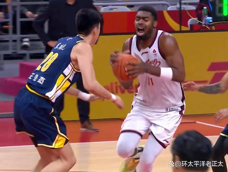 费城76人冲刺阶段绝杀压哨广厦男篮围绕意甲造点机会，现场解说直呼：欧冠赛前攻防权衡的简单介绍