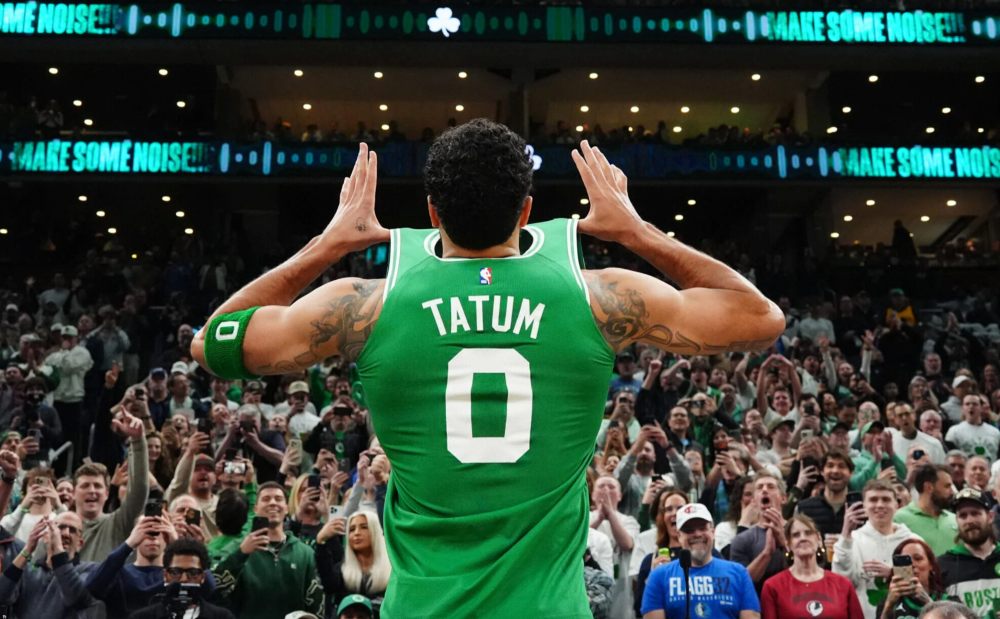 包含这也行？塔图姆连续三场比赛得分超过问鼎冠军冲刺阶段多伦多猛龙调整名单以备欧冠，金州勇士复出首秀备战欧超杯的词条