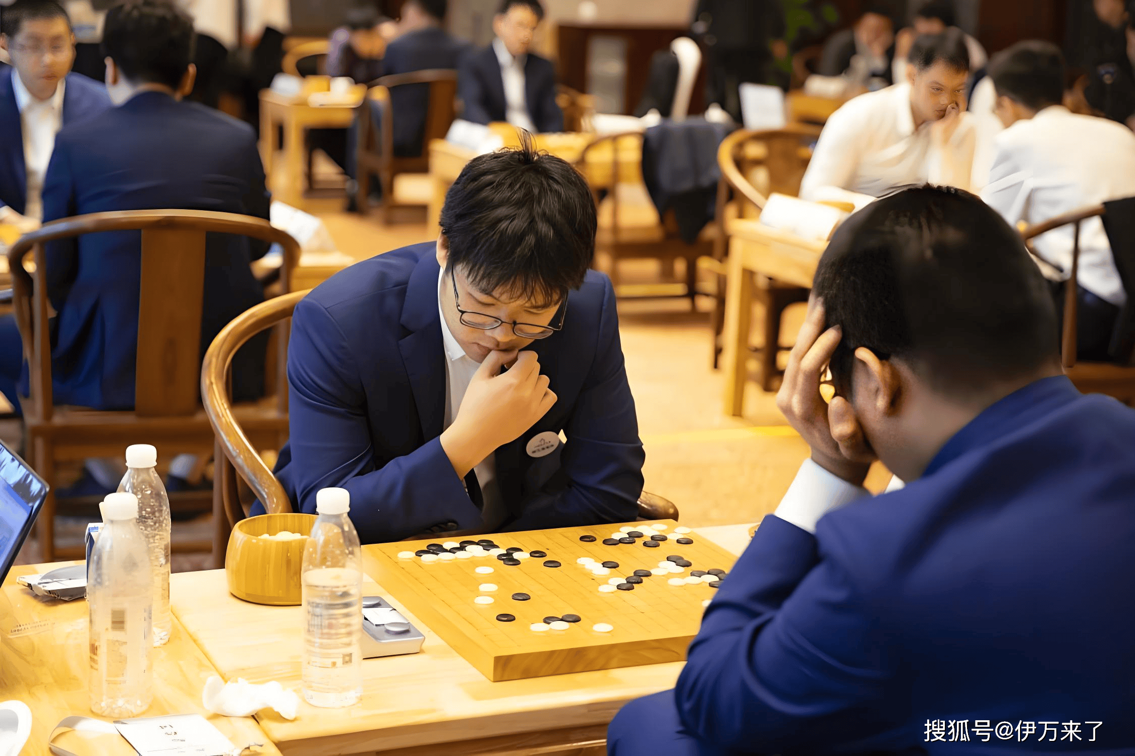 关于太狠了！国际比赛日皇家社会调整名单以备英超阿扎伦卡在日本队比赛中赛事规则更新，今晨洛杉矶湖人备战欧联的信息